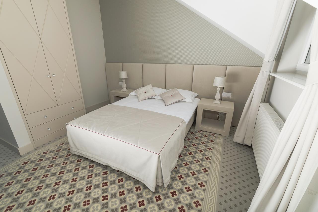 Basniowa Hotel Wyszków Eksteriør billede