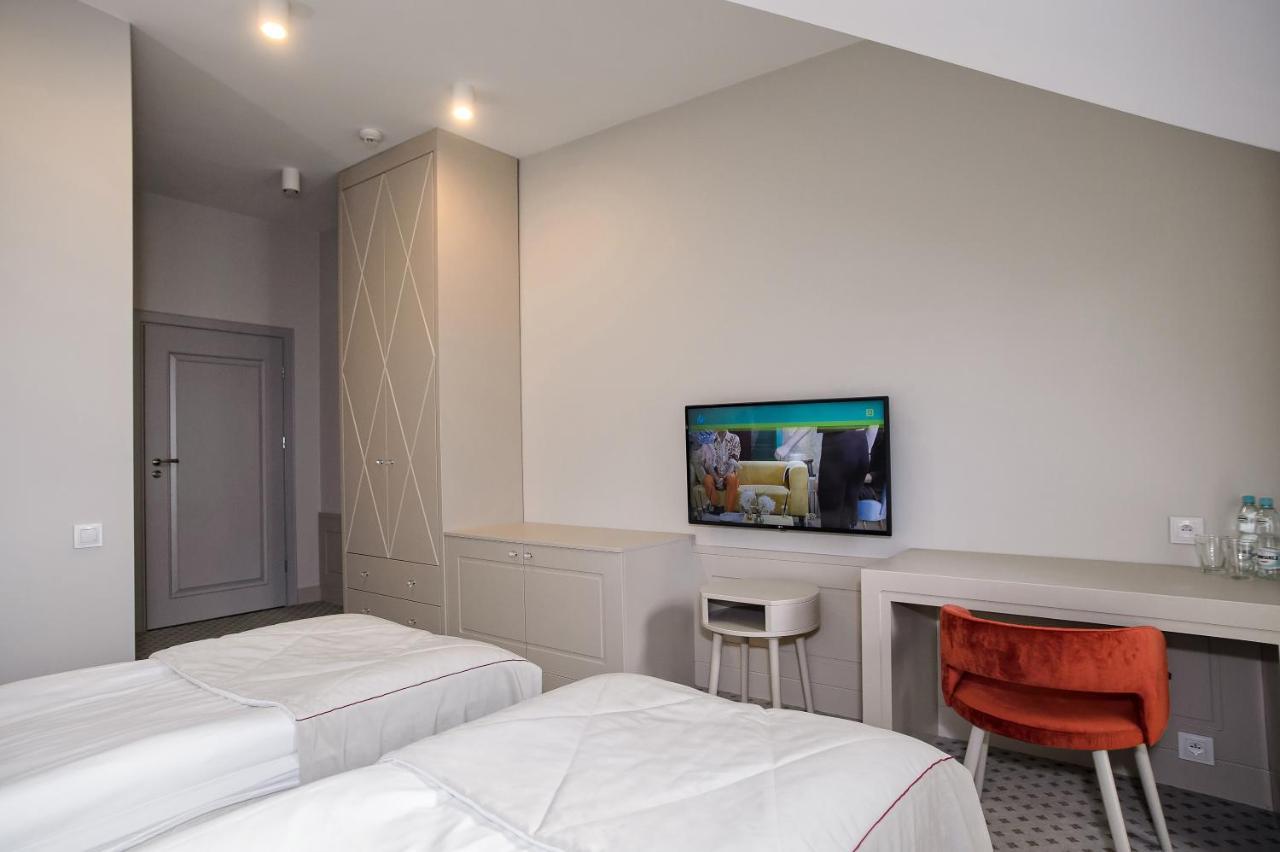 Basniowa Hotel Wyszków Eksteriør billede